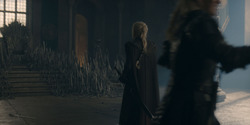 HouseOfTheDragon_3x02-QueensLanding_04888