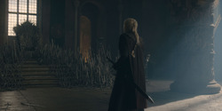 HouseOfTheDragon_3x02-QueensLanding_04890