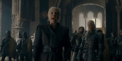 HouseOfTheDragon_3x02-QueensLanding_04914