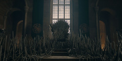 HouseOfTheDragon_3x02-QueensLanding_04919