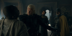 HouseOfTheDragon_3x02-QueensLanding_04974
