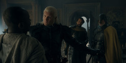 HouseOfTheDragon_3x02-QueensLanding_04975