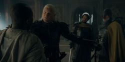 HouseOfTheDragon_3x02-QueensLanding_04997