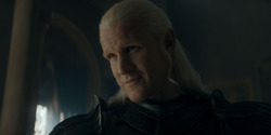 HouseOfTheDragon_3x02-QueensLanding_05055