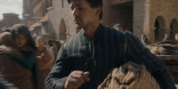 HouseOfTheDragon_3x02-QueensLanding_05056