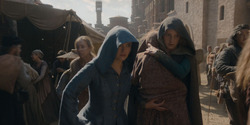 HouseOfTheDragon_3x02-QueensLanding_05063