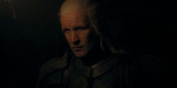HouseOfTheDragon_3x02-QueensLanding_05174