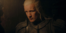 HouseOfTheDragon_3x02-QueensLanding_05178