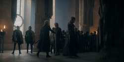 HouseOfTheDragon_3x02-QueensLanding_05237
