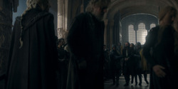 HouseOfTheDragon_3x02-QueensLanding_05248