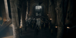 HouseOfTheDragon_3x02-QueensLanding_05276