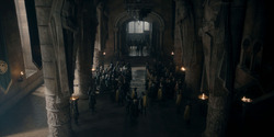 HouseOfTheDragon_3x02-QueensLanding_05277