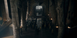 HouseOfTheDragon_3x02-QueensLanding_05281