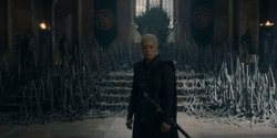 HouseOfTheDragon_3x02-QueensLanding_05313