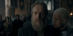 HouseOfTheDragon_3x02-QueensLanding_05326