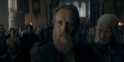 HouseOfTheDragon_3x02-QueensLanding_05330