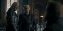 HouseOfTheDragon_3x02-QueensLanding_05344