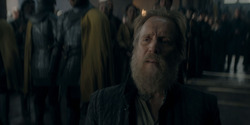 HouseOfTheDragon_3x02-QueensLanding_05345