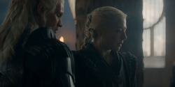 HouseOfTheDragon_3x02-QueensLanding_05373