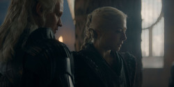 HouseOfTheDragon_3x02-QueensLanding_05374