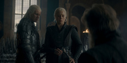 HouseOfTheDragon_3x02-QueensLanding_05391