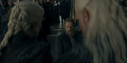 HouseOfTheDragon_3x02-QueensLanding_05402