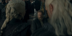 HouseOfTheDragon_3x02-QueensLanding_05403