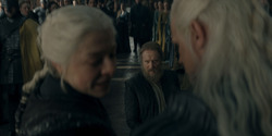 HouseOfTheDragon_3x02-QueensLanding_05404