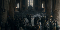 HouseOfTheDragon_3x02-QueensLanding_05435