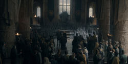 HouseOfTheDragon_3x02-QueensLanding_05436