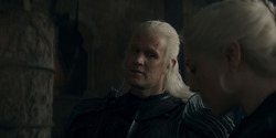 HouseOfTheDragon_3x02-QueensLanding_05440