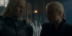 HouseOfTheDragon_3x02-QueensLanding_05443