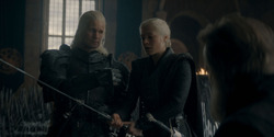 HouseOfTheDragon_3x02-QueensLanding_05453