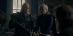 HouseOfTheDragon_3x02-QueensLanding_05454
