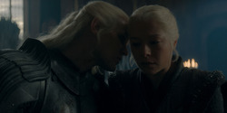 HouseOfTheDragon_3x02-QueensLanding_05481