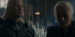 HouseOfTheDragon_3x02-QueensLanding_05499