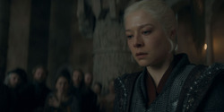 HouseOfTheDragon_3x02-QueensLanding_05533