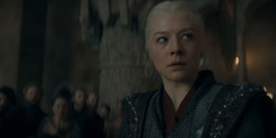 HouseOfTheDragon_3x02-QueensLanding_05534