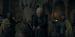 HouseOfTheDragon_3x02-QueensLanding_05561
