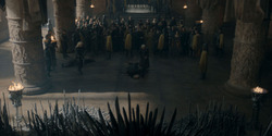 HouseOfTheDragon_3x02-QueensLanding_05603