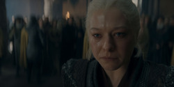 HouseOfTheDragon_3x02-QueensLanding_05632