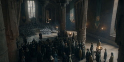 HouseOfTheDragon_3x02-QueensLanding_05635