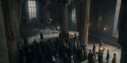 HouseOfTheDragon_3x02-QueensLanding_05637