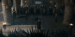 HouseOfTheDragon_3x02-QueensLanding_05655