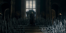 HouseOfTheDragon_3x02-QueensLanding_05683
