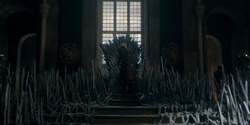 HouseOfTheDragon_3x02-QueensLanding_05688