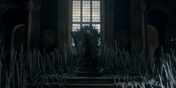 HouseOfTheDragon_3x02-QueensLanding_05690