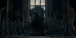 HouseOfTheDragon_3x02-QueensLanding_05706