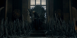 HouseOfTheDragon_3x02-QueensLanding_05709