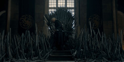 HouseOfTheDragon_3x02-QueensLanding_05711